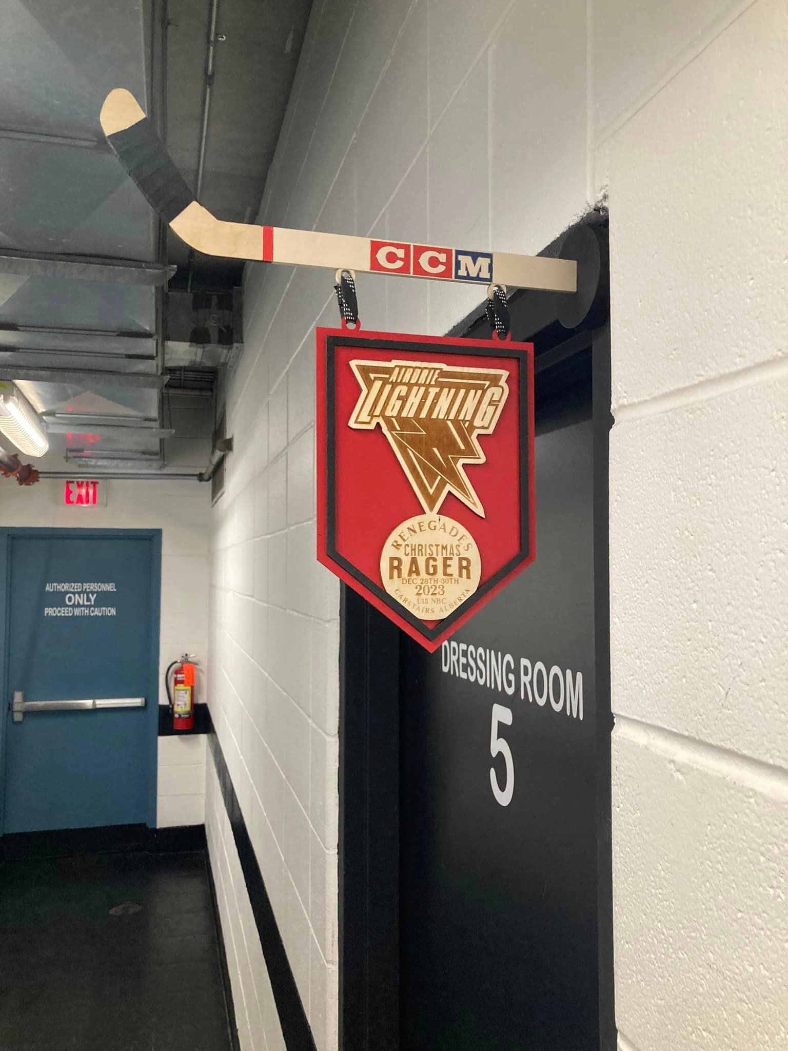Wooden Hockey Magnetic Door Banner